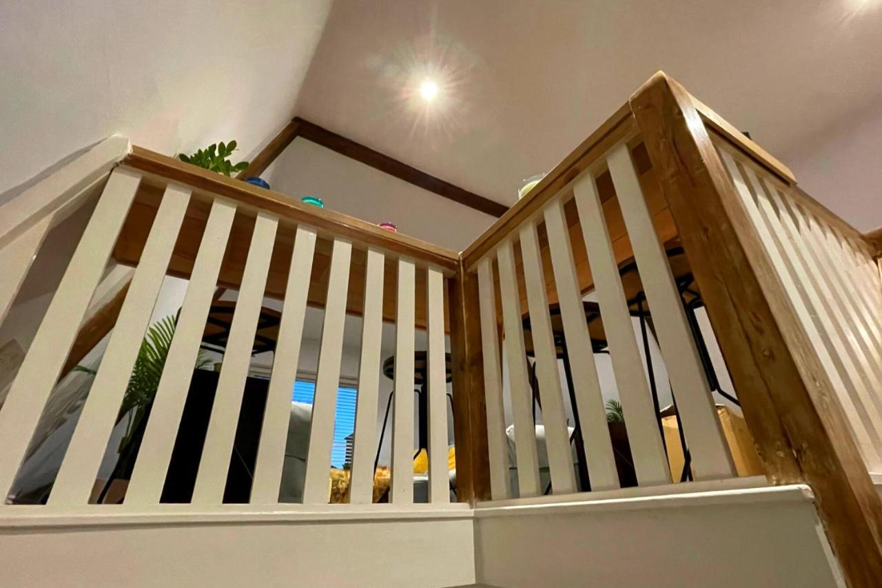 Stunning Luxury Apartment In Central Lymington Eksteriør bilde