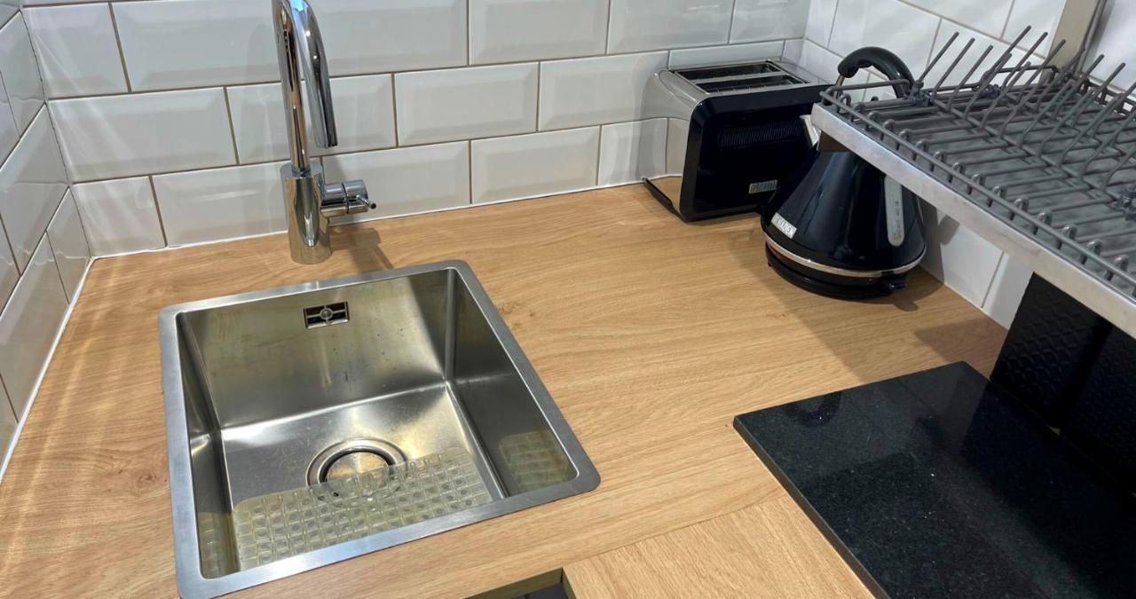 Stunning Luxury Apartment In Central Lymington Eksteriør bilde