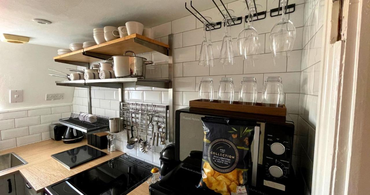 Stunning Luxury Apartment In Central Lymington Eksteriør bilde